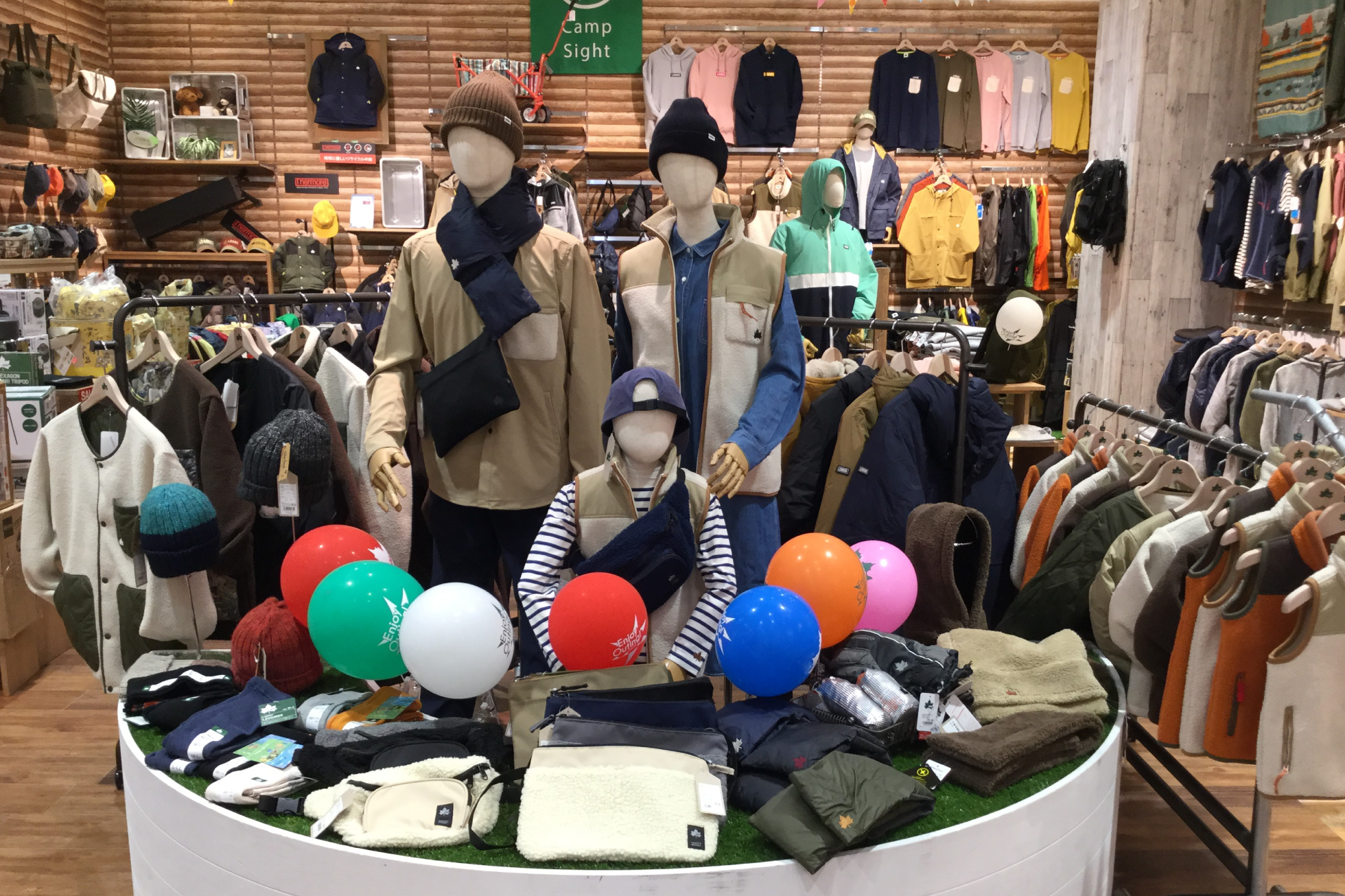 LOGOS SHOP 佐賀店 写真