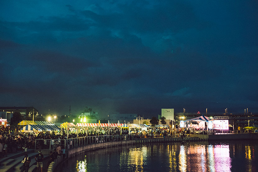 17時の開場前に