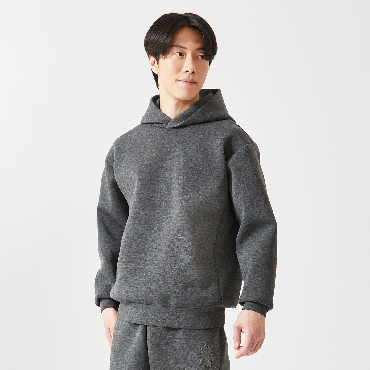 身長：178cm　着用サイズ：L