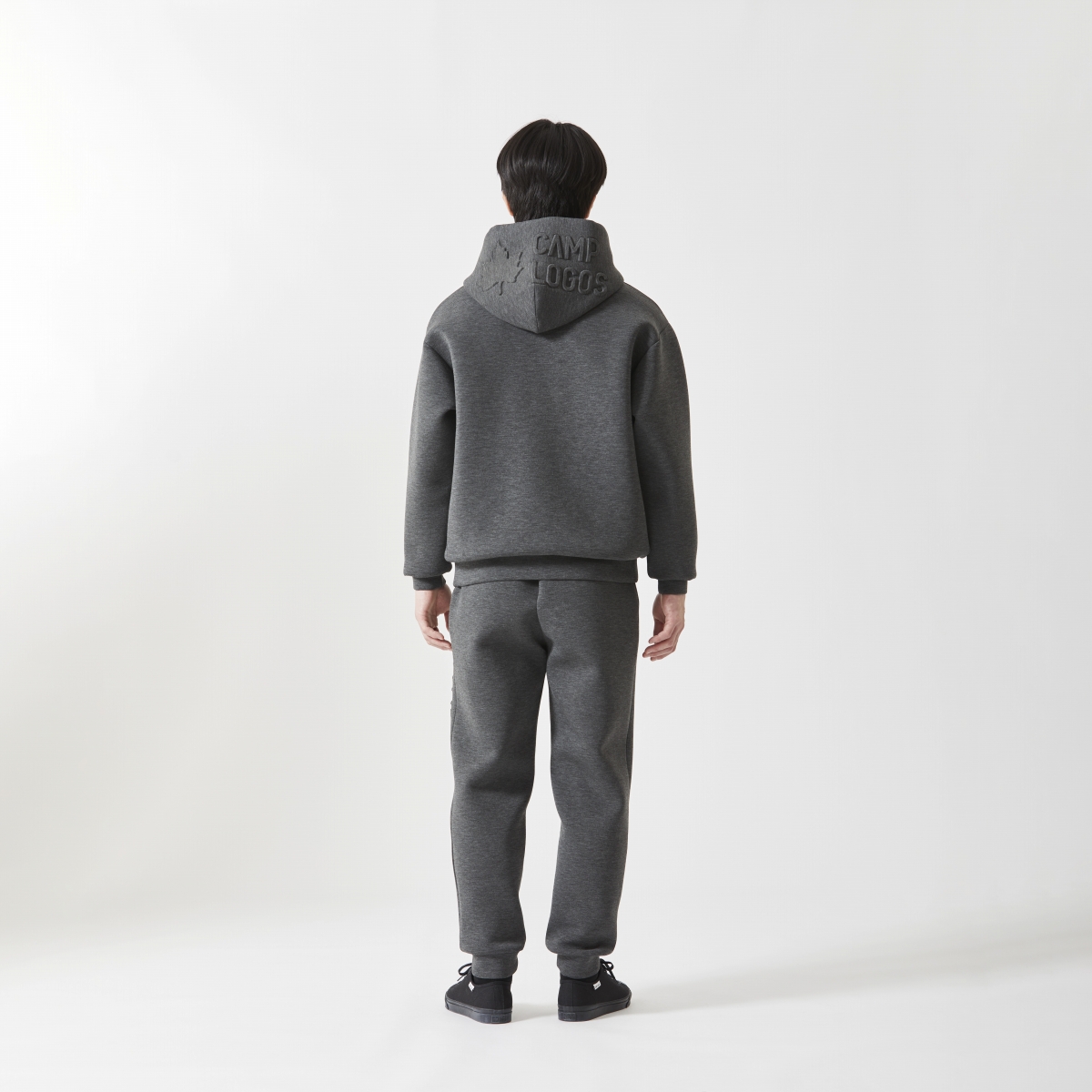 身長：178cm　着用サイズ：L