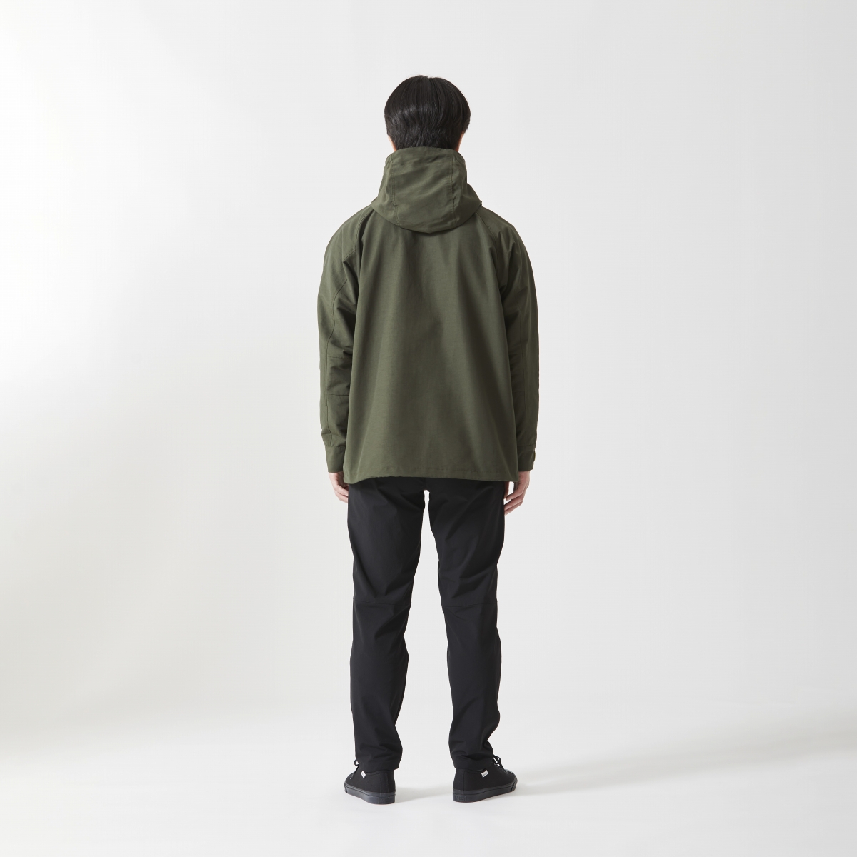 身長：178cm　着用サイズ：L