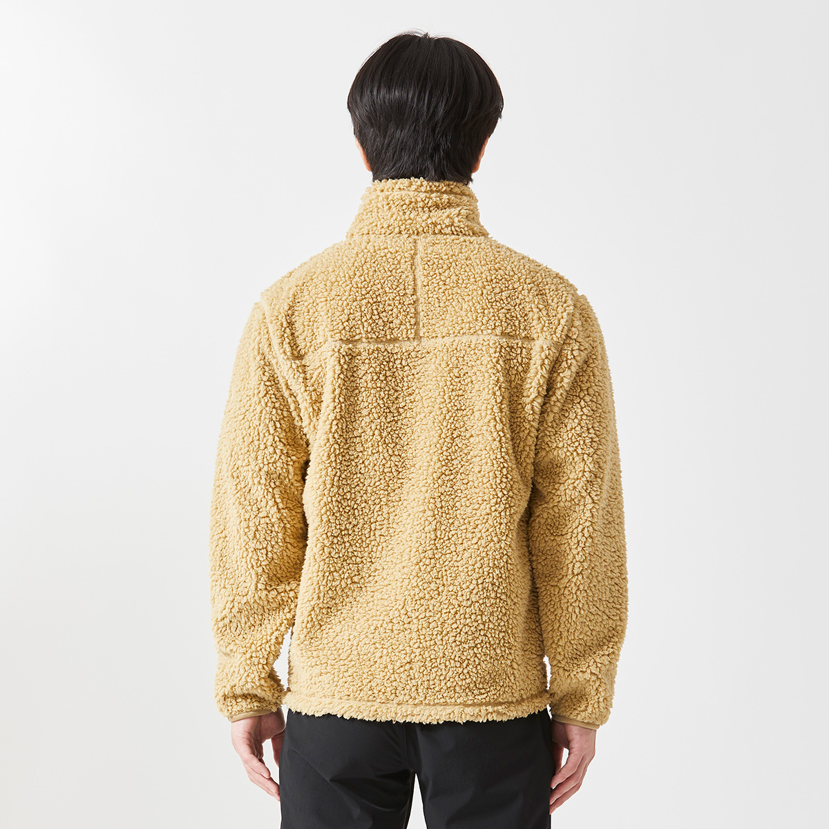 身長：178cm　着用サイズ：L