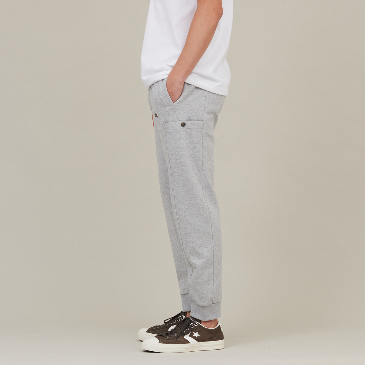身長：182cm　着用サイズ：L