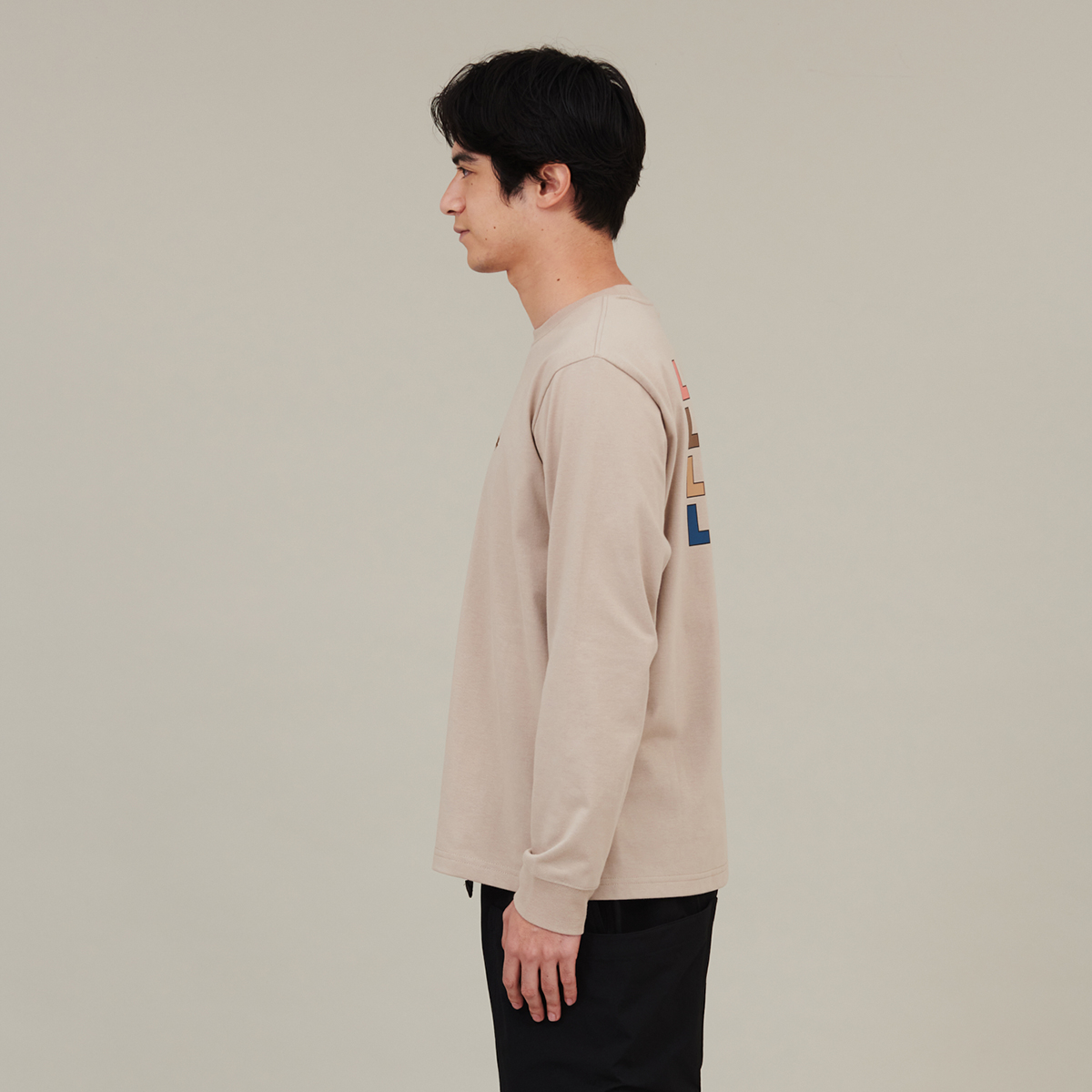 身長：182cm　着用サイズ：L