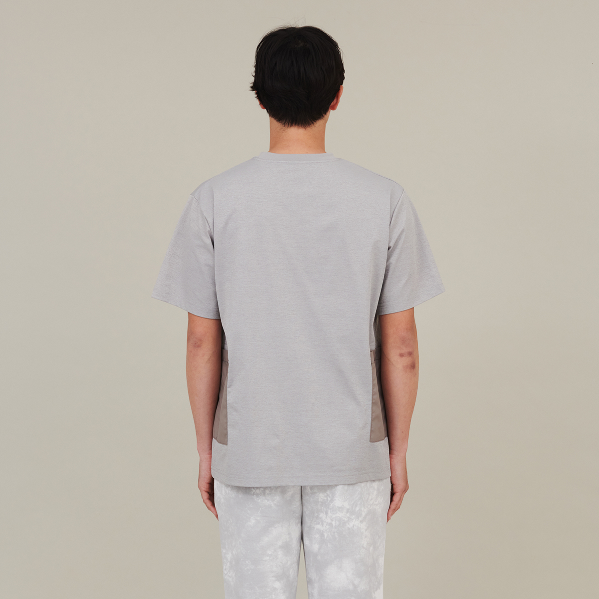 身長：182cm　着用サイズ：L
