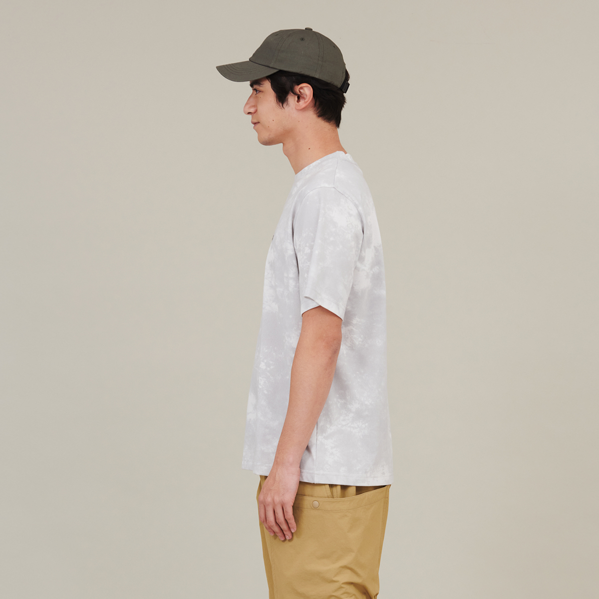 身長：182cm　着用サイズ：L