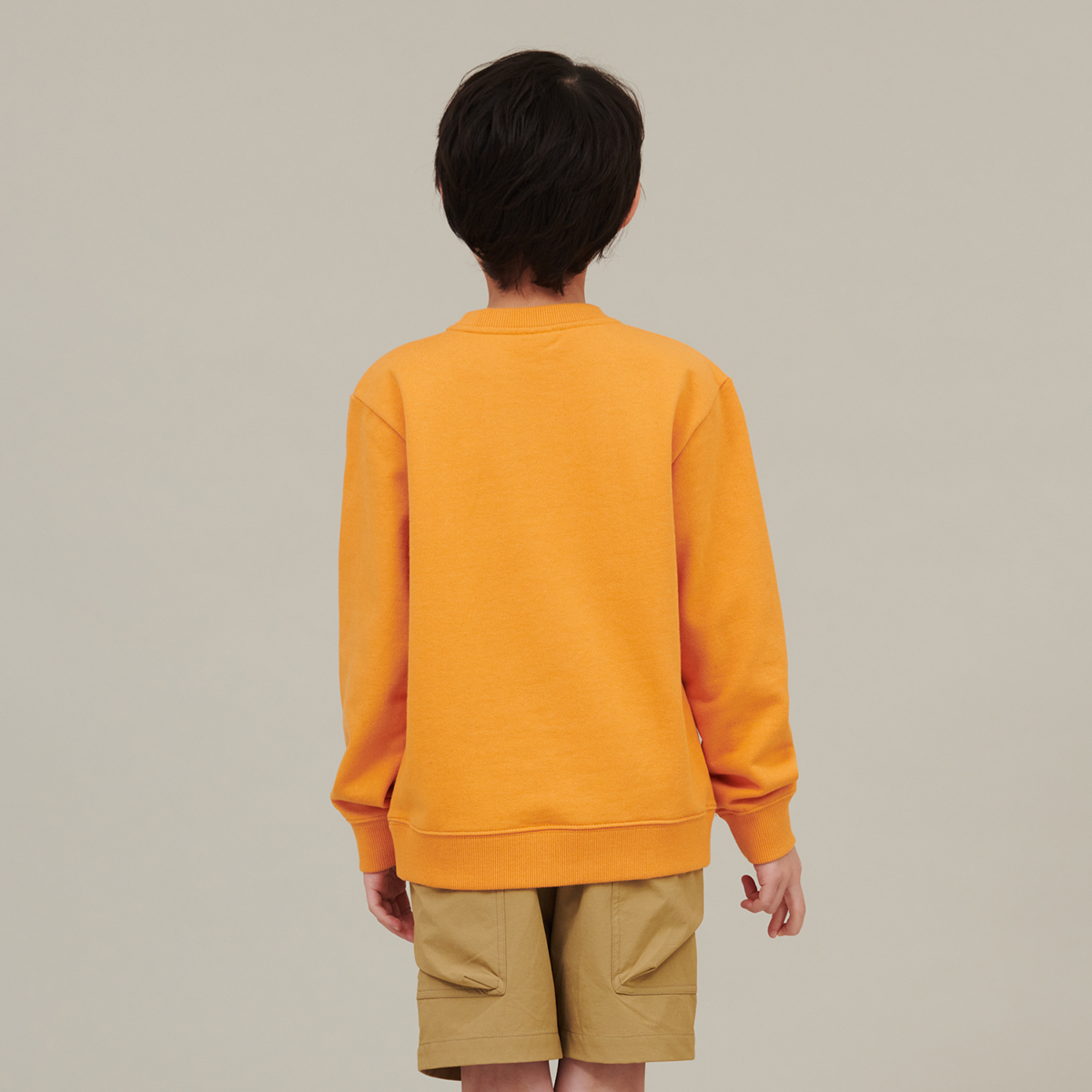 身長：129cm　着用サイズ：130