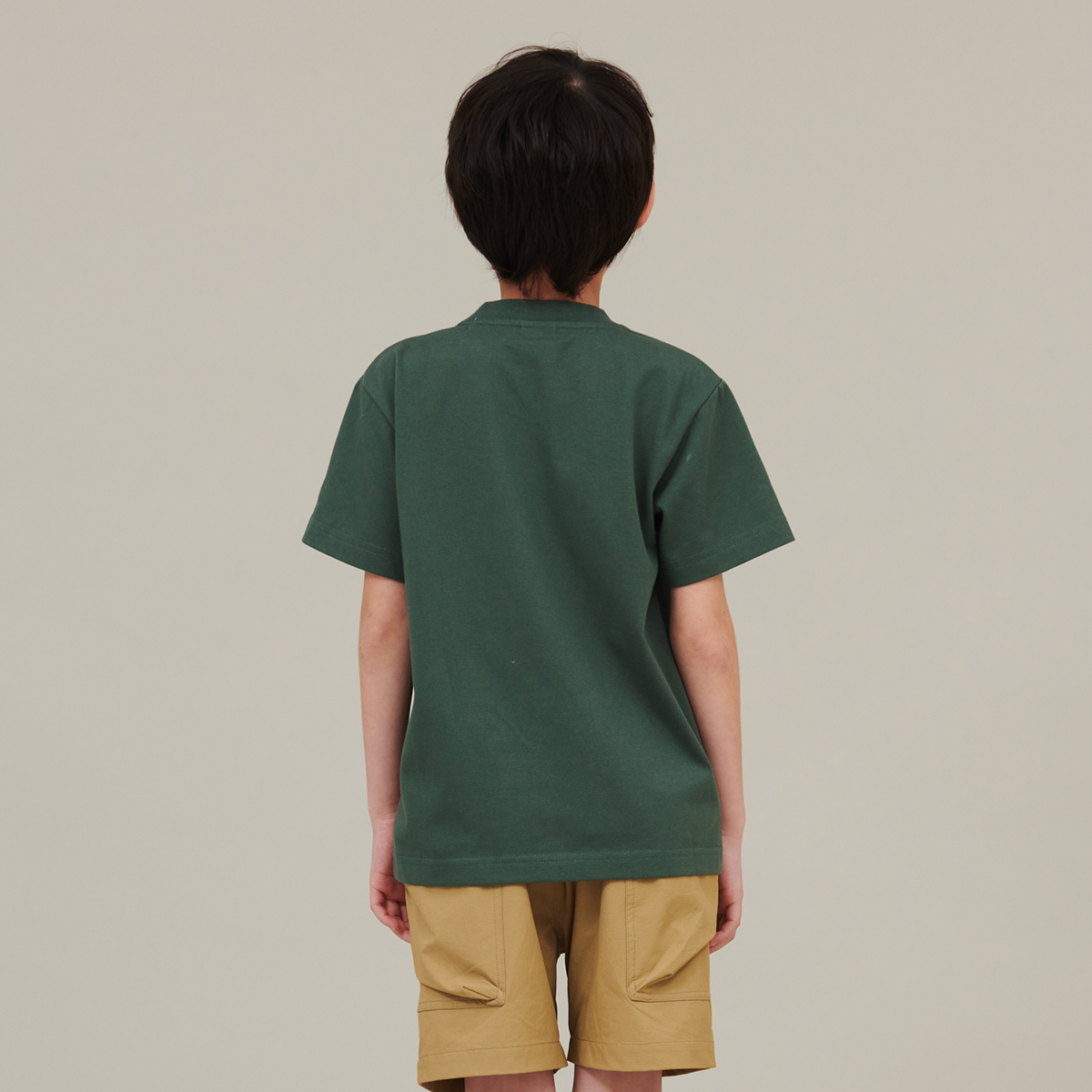身長：129cm　着用サイズ：130