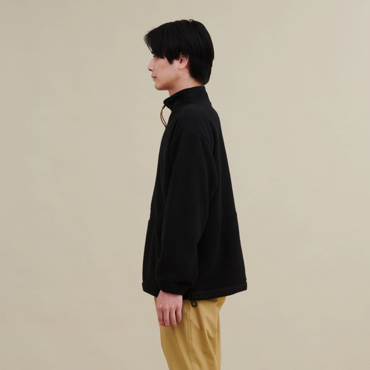 身長：182cm　着用サイズ：L