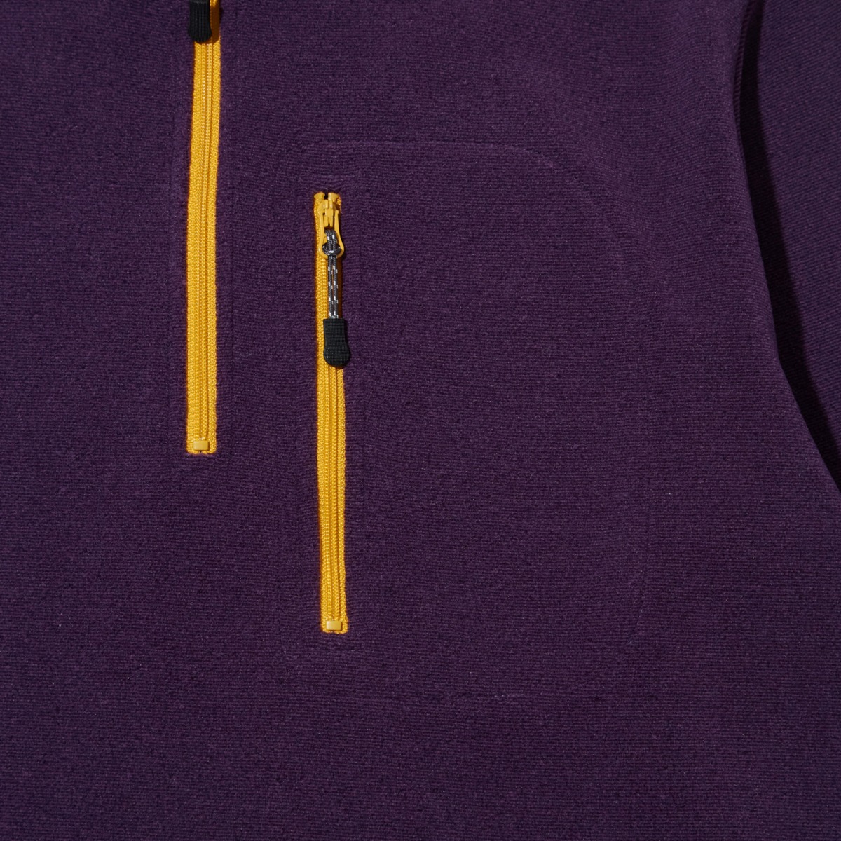 ニードルボーダーハイジップ トップス