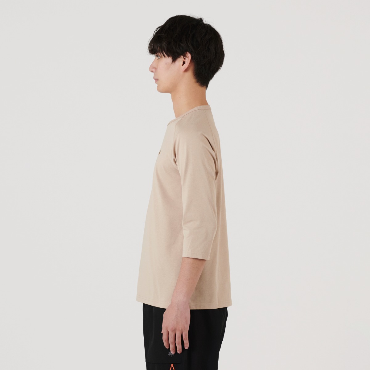 身長：183cm　着用サイズ：L
