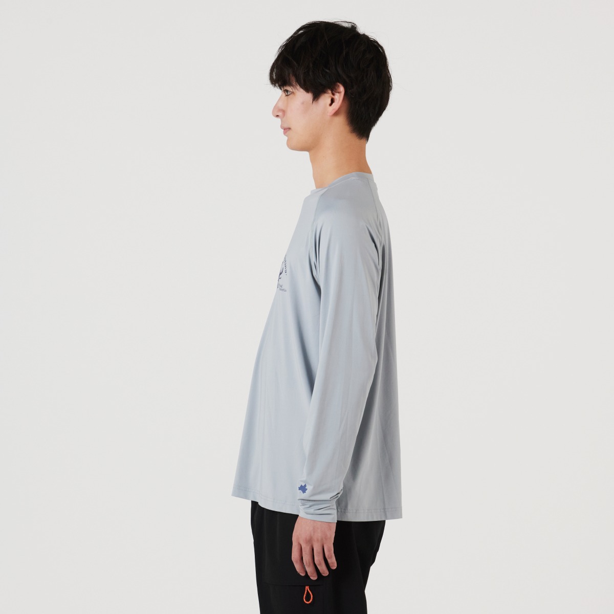 身長：183cm　着用サイズ：L