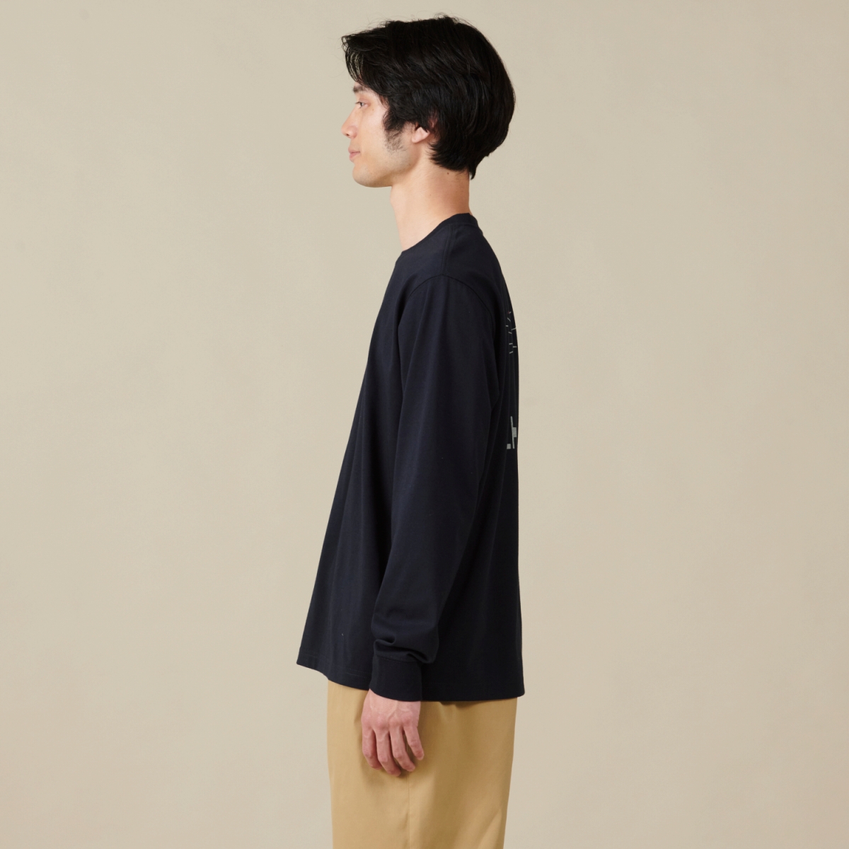 身長：181cm　着用サイズ：L