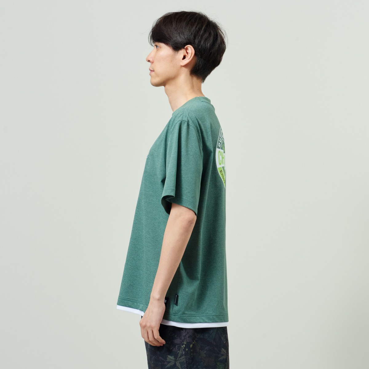 身長：180cm　着用サイズ：L