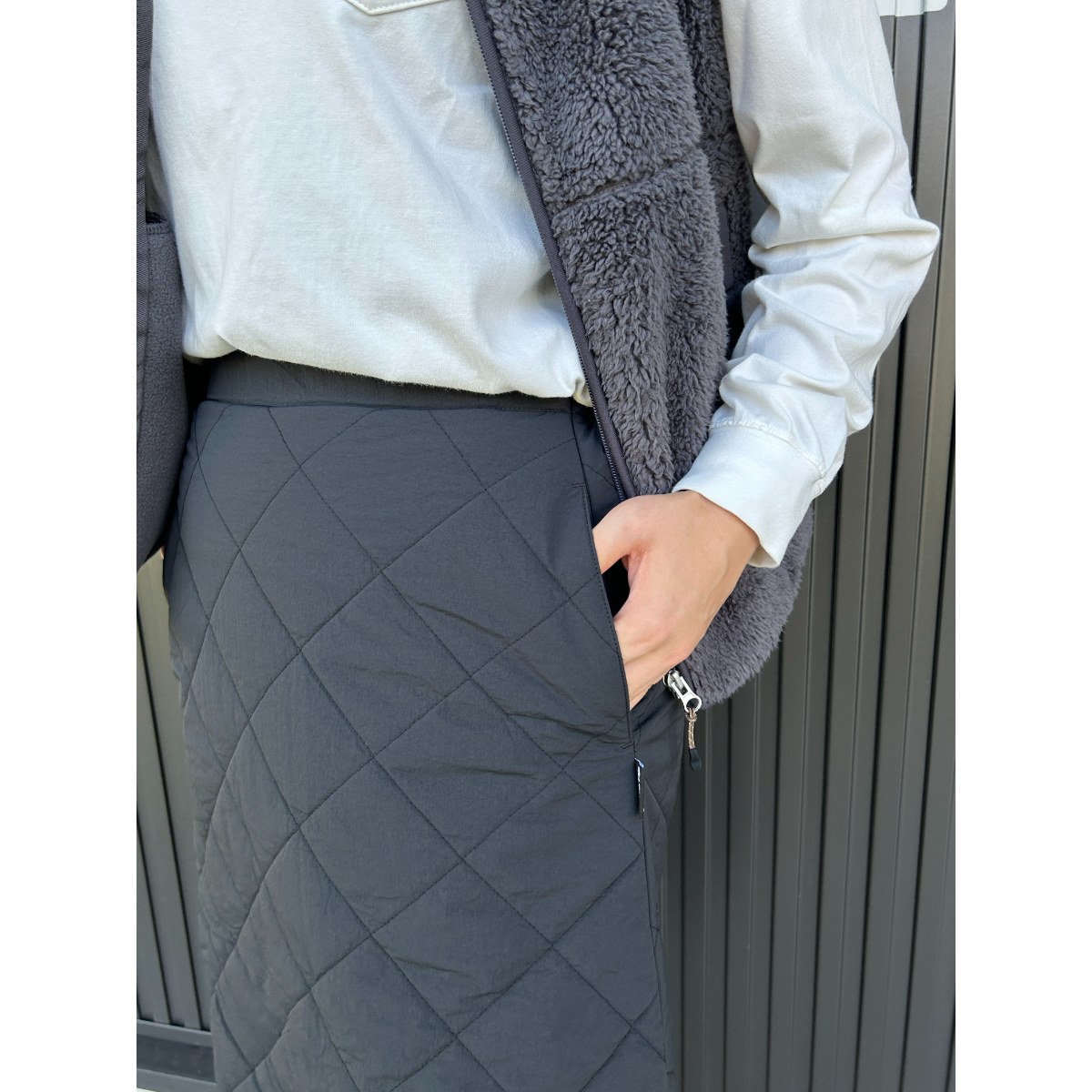 キルティングトラペゾイドスカート ボトムス