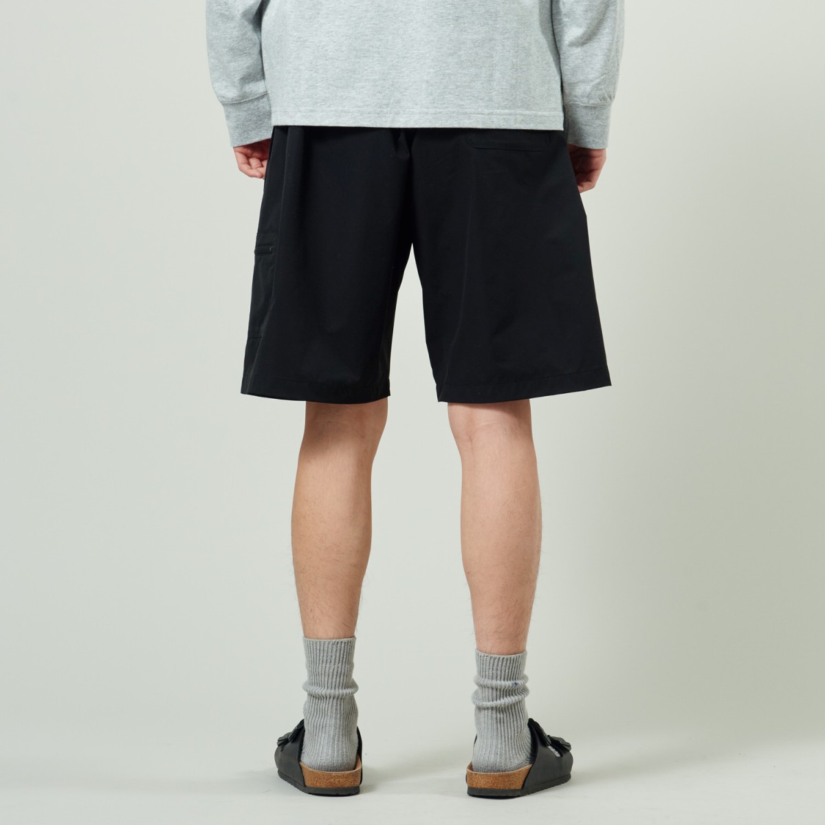 身長：180cm　着用サイズ：L
