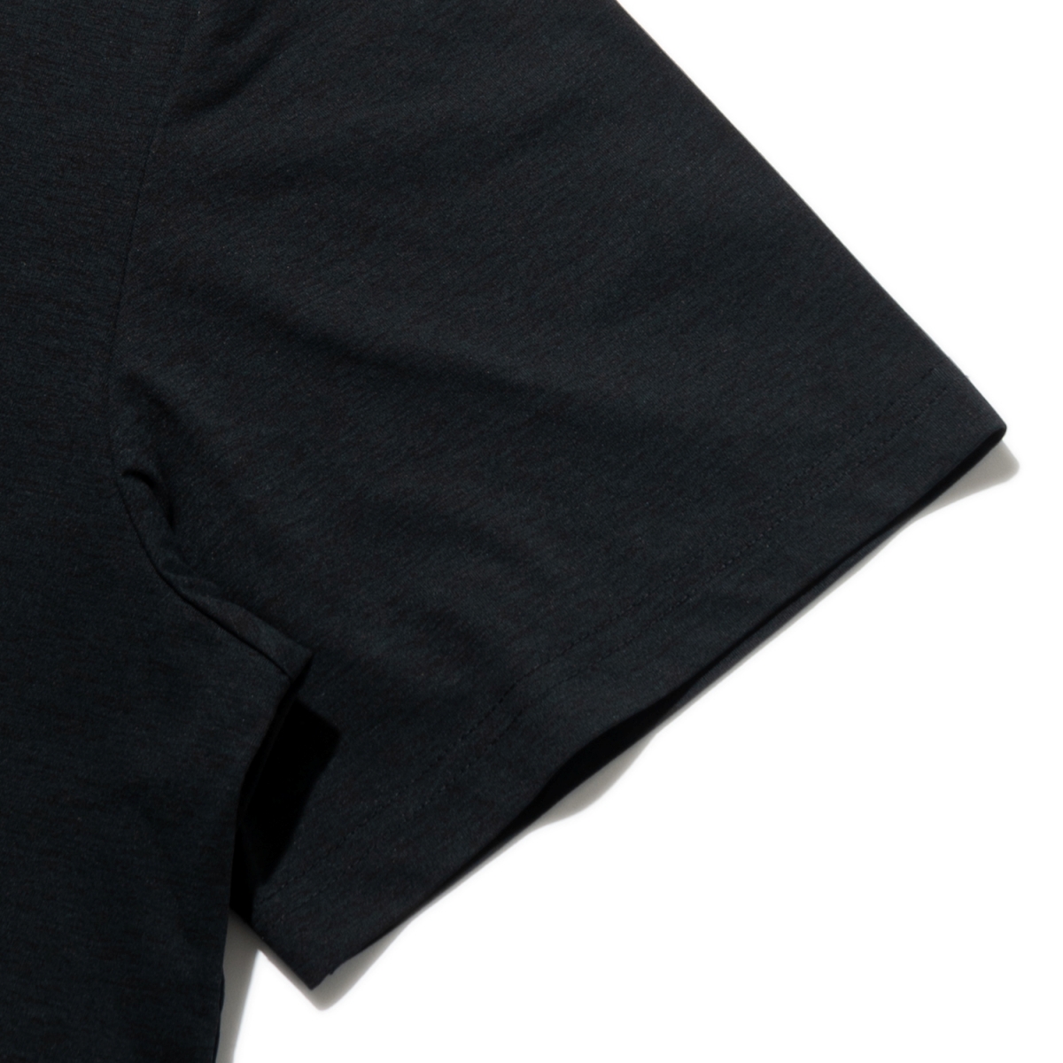 FUN FUN LOGOS!　プリントTシャツ トップス