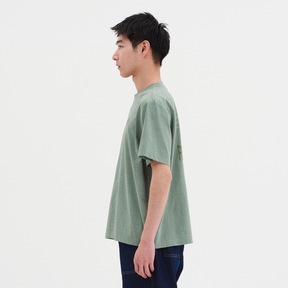 FUN FUN LOGOS!　プリントTシャツ トップス