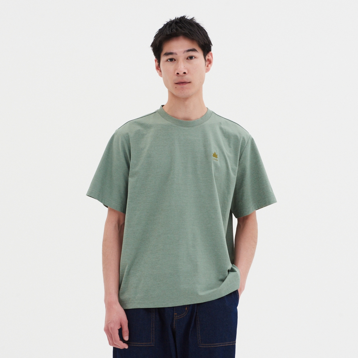 FUN FUN LOGOS!　プリントTシャツ トップス