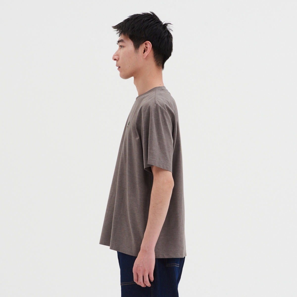 バックプリント　サークルＴシャツ トップス