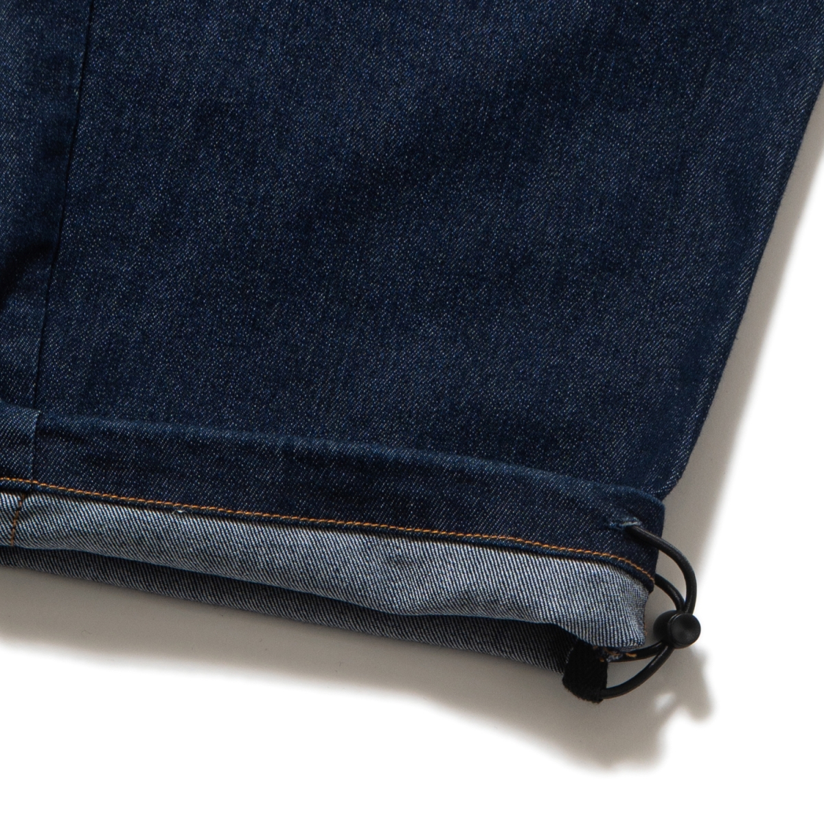 クールタッチ　デニムパンツ ボトムス