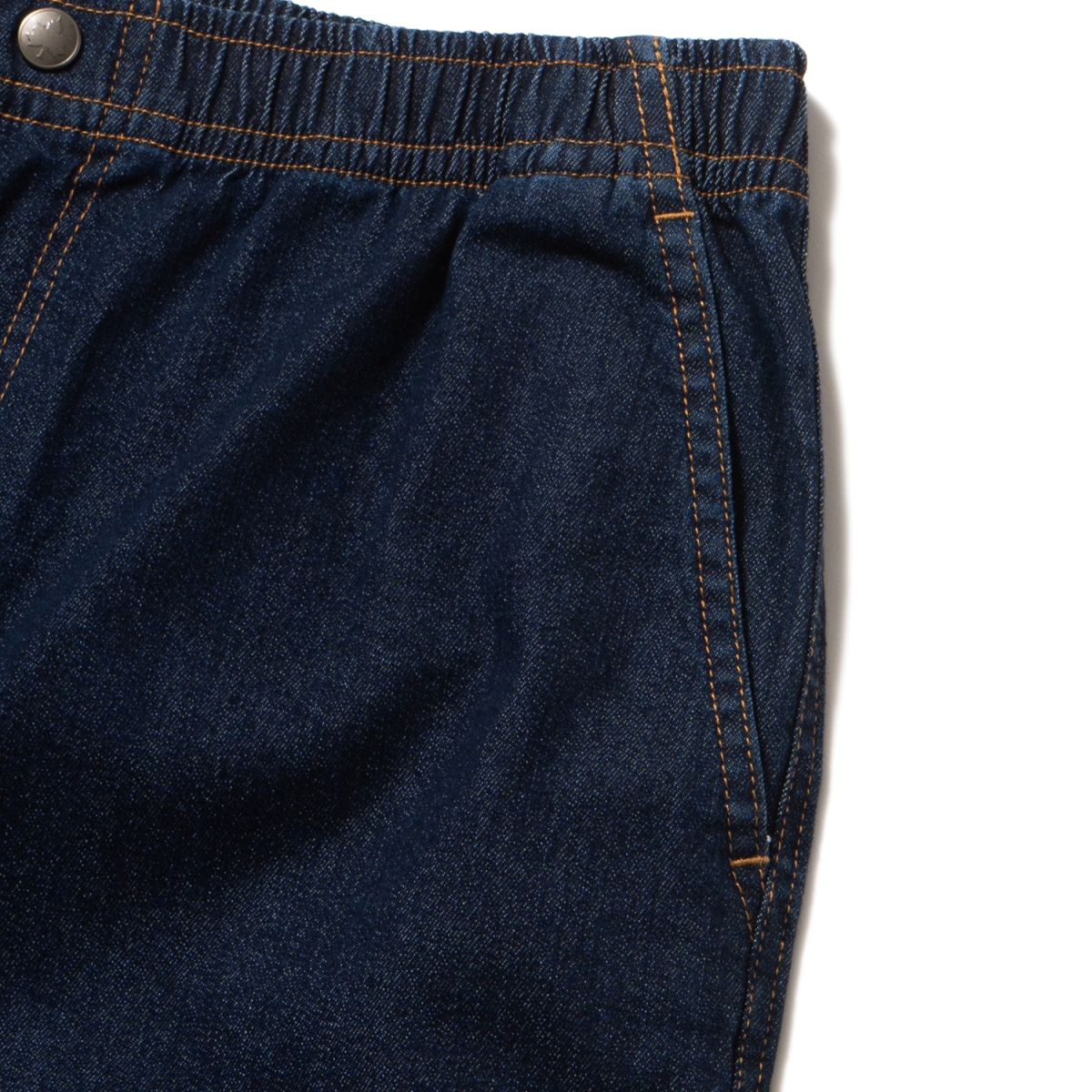 クールタッチ　デニムショートパンツ ボトムス