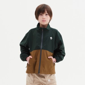 身長：132cm　着用サイズ：130