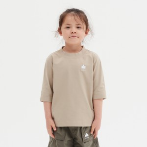 身長：106cm　着用サイズ：110