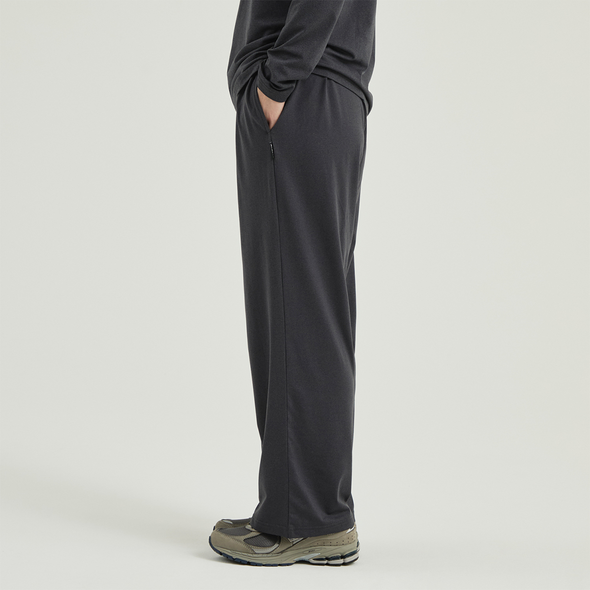 モイスチャーリラックスイージーパンツ　LADIES ボトムス