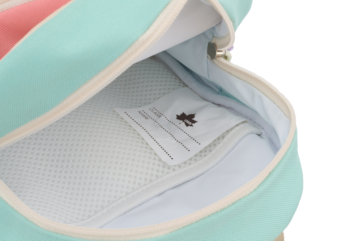 名前が書けるネームタグ付き