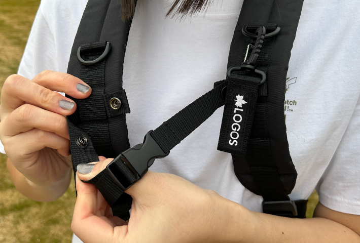 取り外し可能なチェストベルト