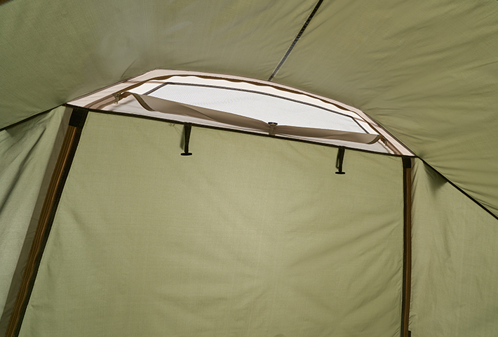 大型ベンチレーションで優れた通気性