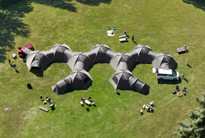 秘密基地が作れる！無限に拡張できる「コネクトベースシリーズ」