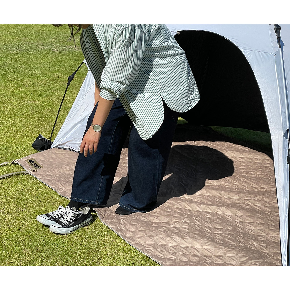 【2月26日販売開始】風にも負けないレジャーシート（165×200cm・ウェイト入り） テントアクセサリ