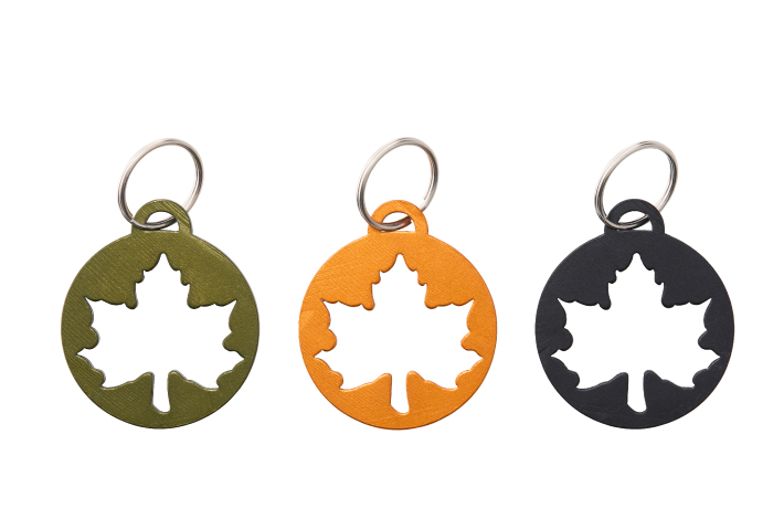 色で選ぶ？気分で選ぶ？LOGOSキーホルダー、今日はどのコにする？