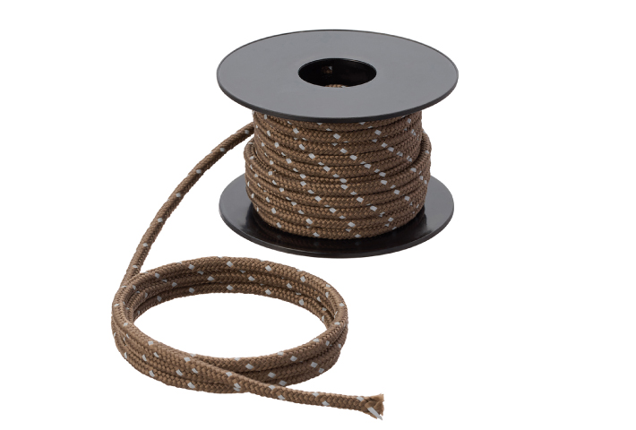 通常テント張り綱の約3倍の強度！反射材入りで夜間も安心のロープ