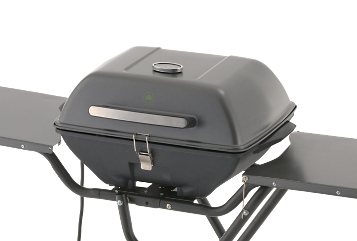 蒸し料理もできる上蓋付き