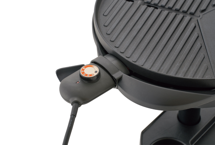 温度調節がスイッチひとつ！炭の火おこしも不要