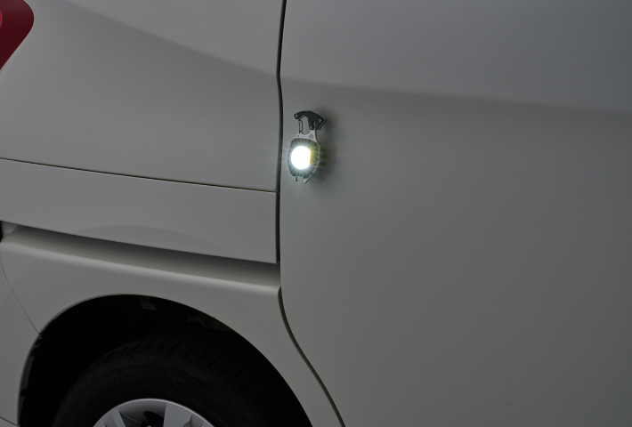 マグネット搭載