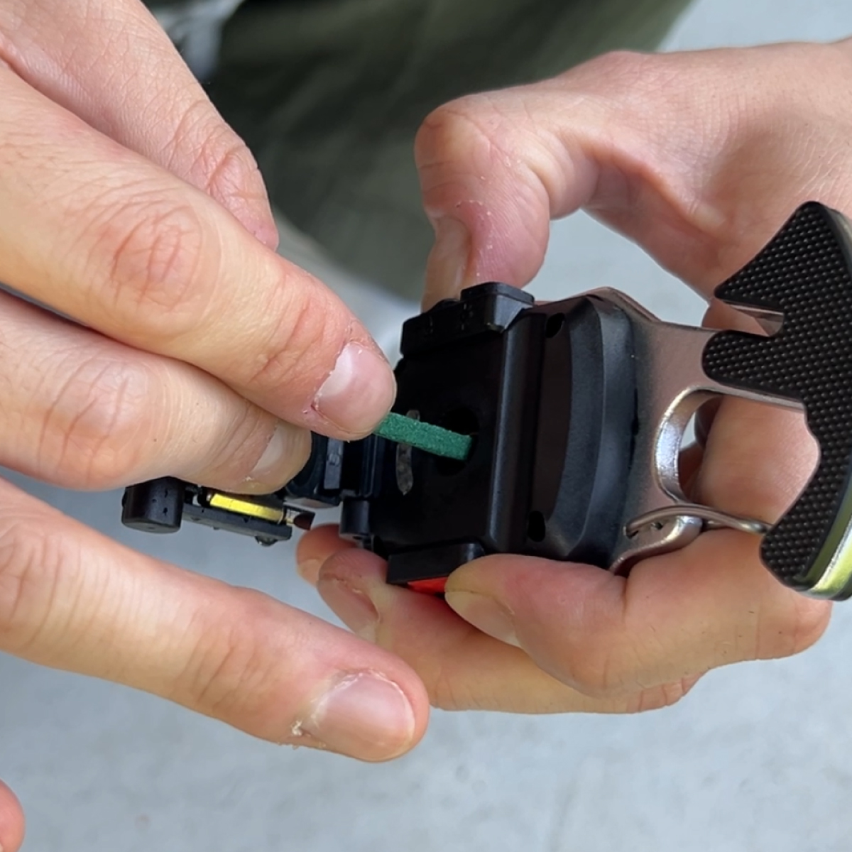 着火できる・USBサバイバルツール グリル・たき火・キャンドル