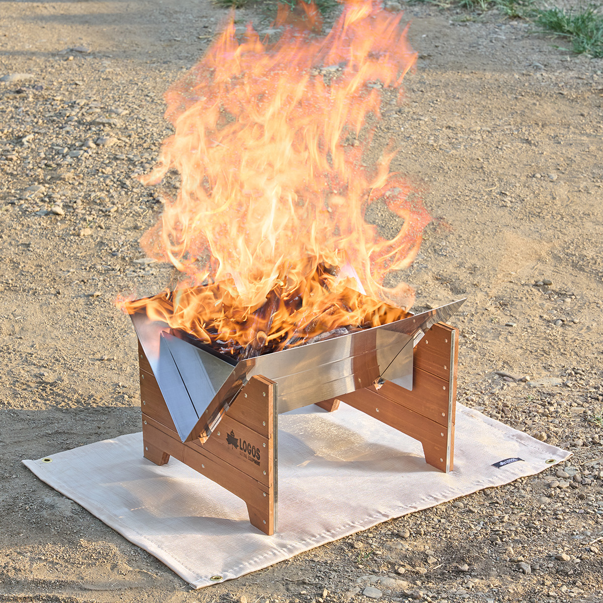 【2月26日販売開始】LOGOS ウッディファイヤーベース グリル・たき火・キャンドル