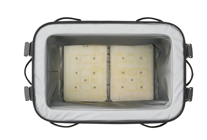 50mmの極厚断熱材と立体断熱蓋による高い保冷力