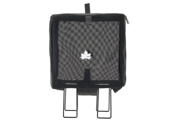 脚付きデザイン