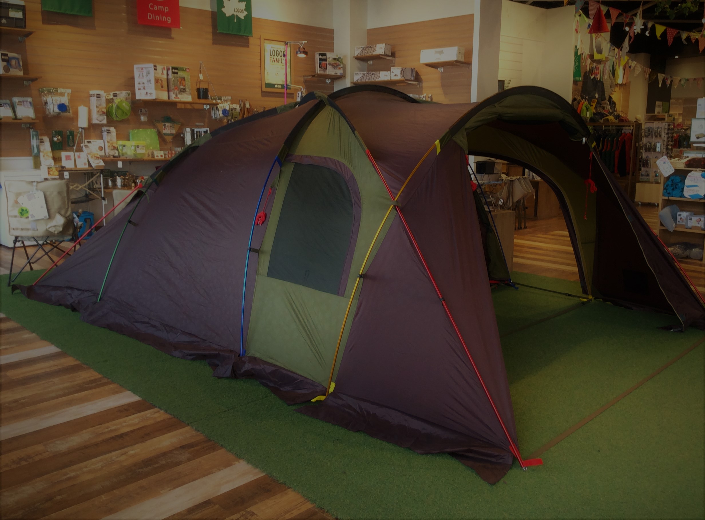 ロゴスプレミアムパネルスクリーン　340-AE スクリーンタープ LOGOS プレミアム PANELスクリーン 340-AEの商品紹介 | hinata〜もっと