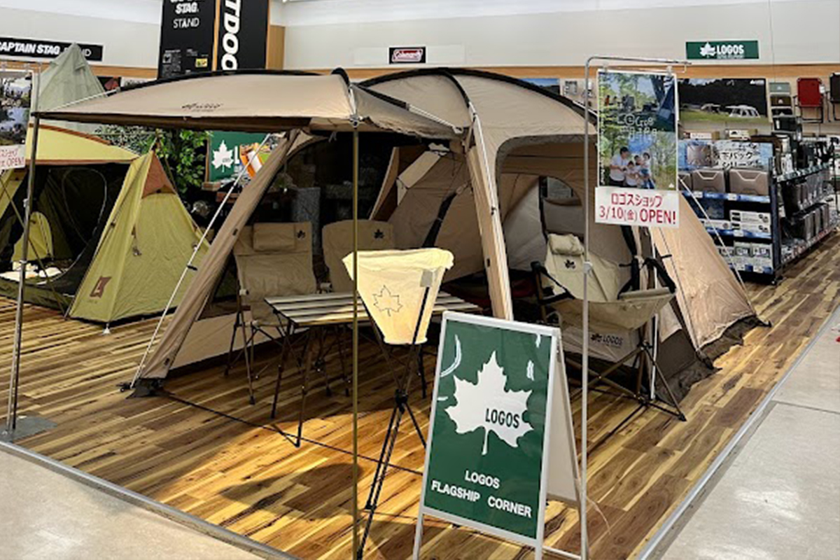 LOGOS FLAGSHIP CORNER イオン苫小牧店 写真