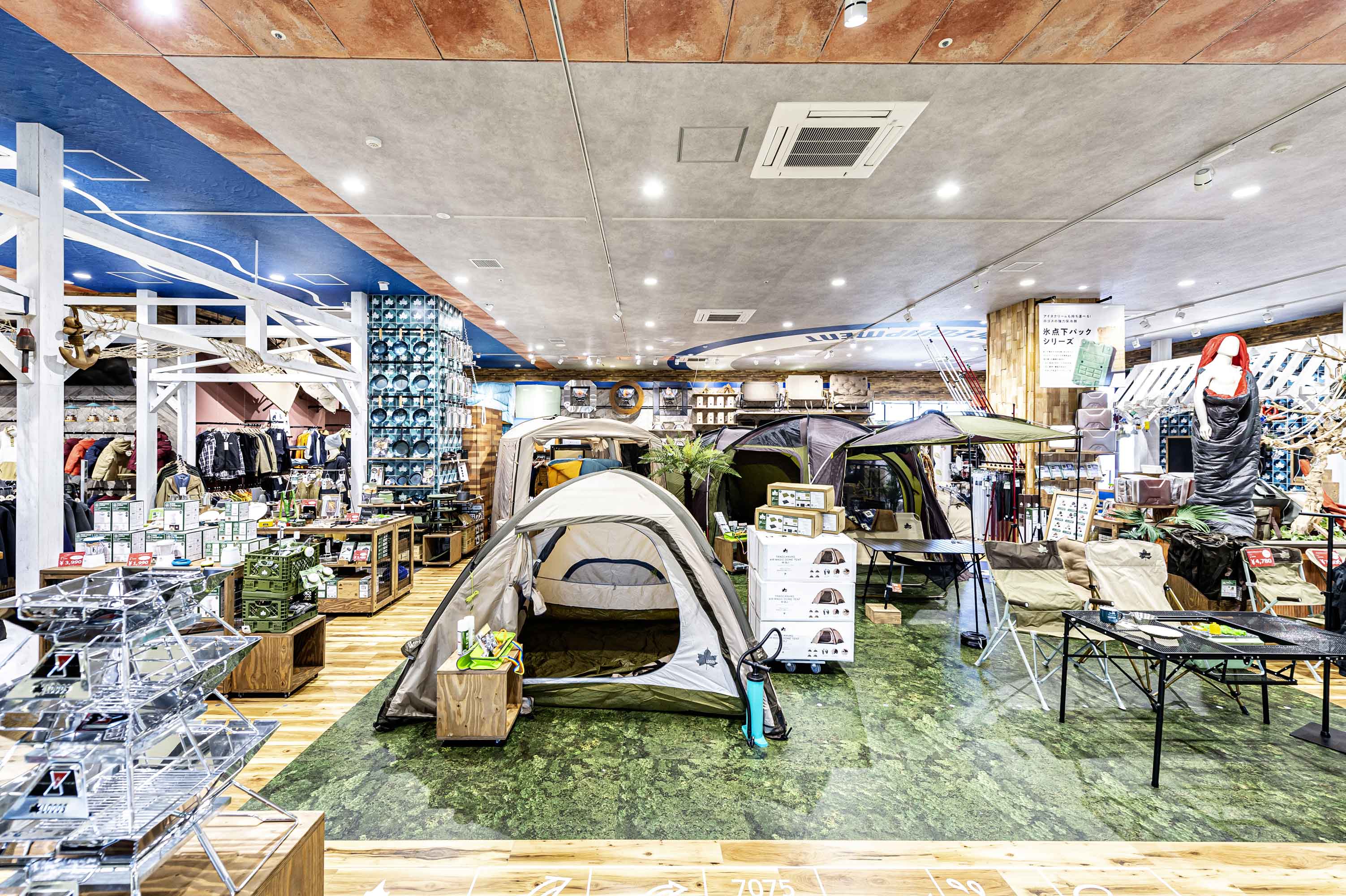 LOGOS SHOP　静岡清水店 写真
